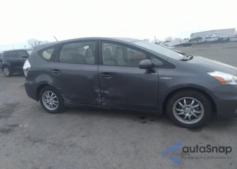 2012 Toyota Prius V Three z USA, uszkodzony, nr VIN JTDZN3EU6C3122936